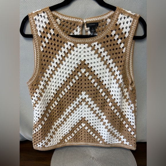 Halogen crocheted top in beige and white chevron pattern. Size XL - Picture 1 of 3
